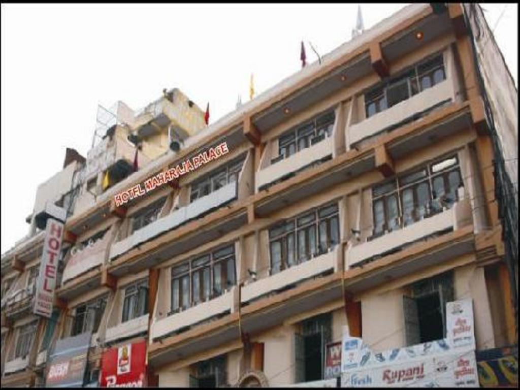 Oyo 4956 Hotel Maharaja Palace カーンプル エクステリア 写真